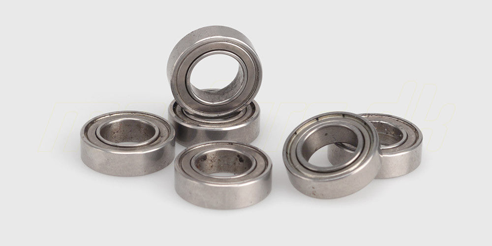To sæt sølvfarvede kuglelejer i størrelsen 8x14x4 mm til reparation af fjernstyrede biler.