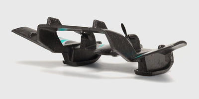 Aqua Wingz vandfly set skråt bagfra med pontoner og propeller