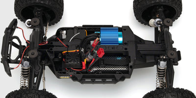 Brushless motor, elektronik og 4x4-drivlinje i Tracker