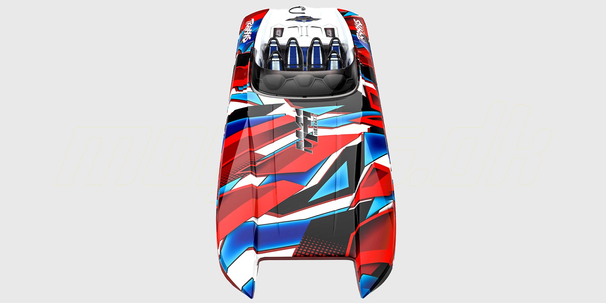 Hurtiggående Traxxas DCB M41 Widebody katamaran med aerodynamisk skrog og detaljeret cockpit.