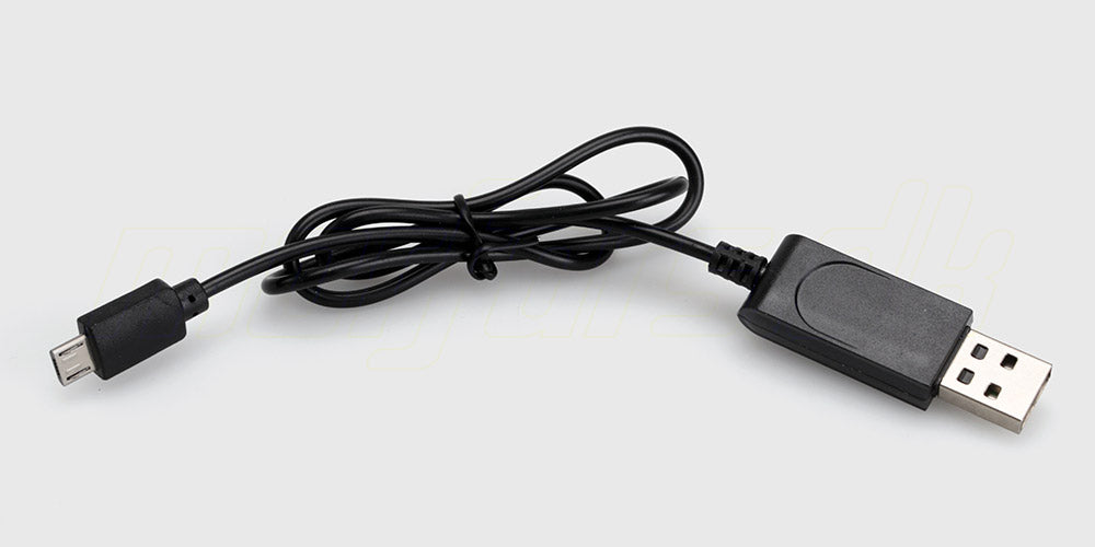 Sort USB-ladekabel til STX7 og STX6 droner med hvidt batteristik og LED-indikator vist på hvid baggrund.