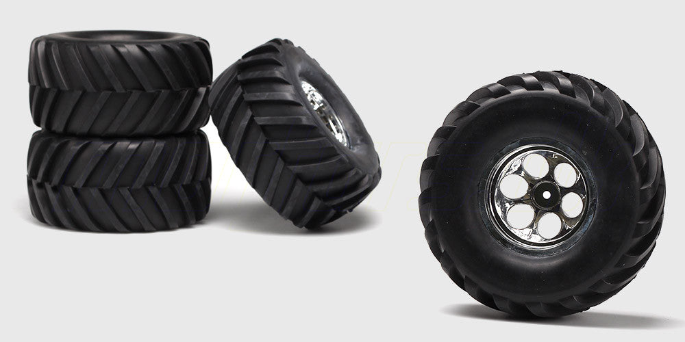 To sorte SHT Mover V offroad hjul med groft dækmønster til fjernstyrede biler vist fra siden.
