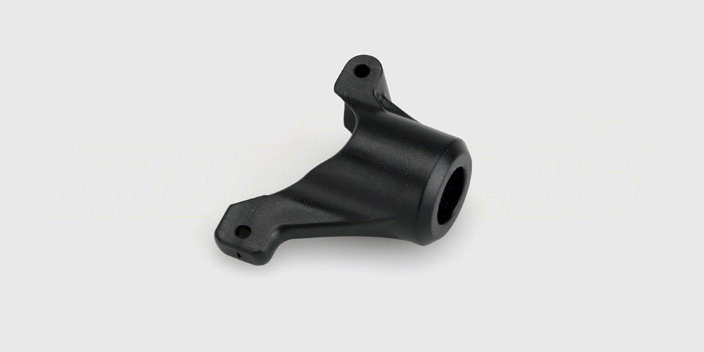 Sort Hurricane Rear Hub reservedel i robust plast til baghjul på en fjernstyret bil vist på hvid baggrund.
