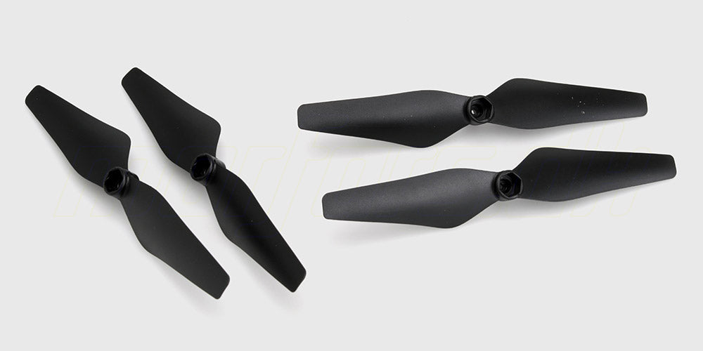 Sæt med fire sorte plastikpropeller til ST10 drone vist på hvid baggrund.